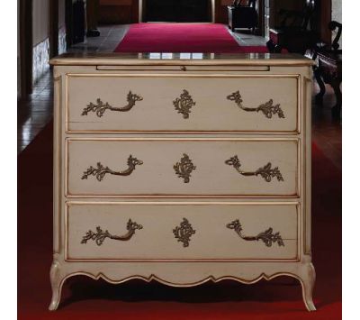 CHEST OF DRAWERS 119